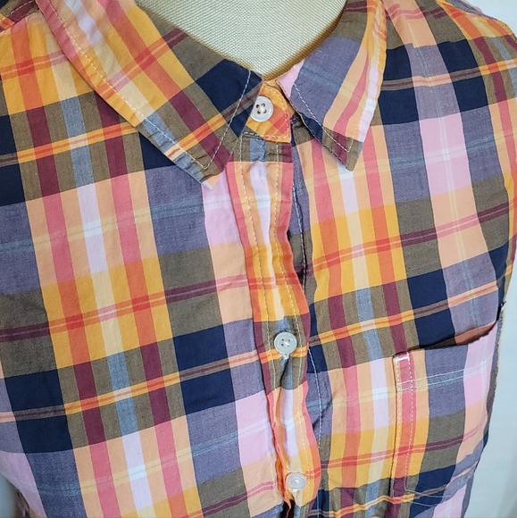 Gap Boyfriend Fit Flannel Plaid Button Down Shirt - Picture 3 of 6